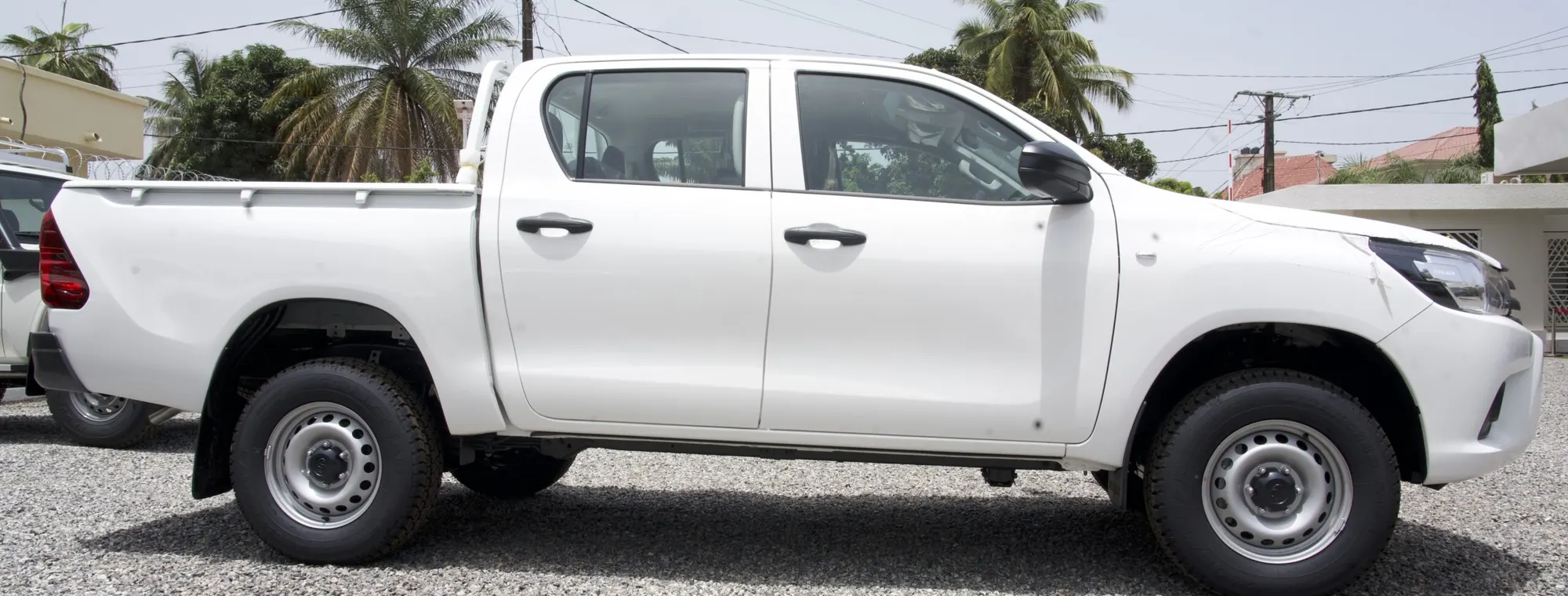 Toyota Hilux double cabine neuf, en stock chez SALC Guinée à Conakry