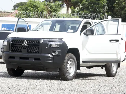MITSUBISHI L200 / Triton